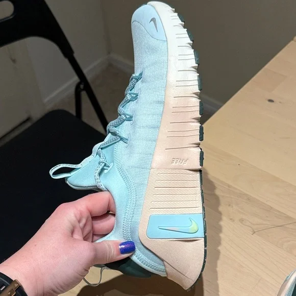 Nike Free Metcon 6 Training Shoes in Light Blue and Light Pink - Picture 13 of 14